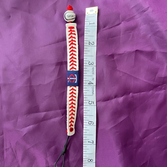 MN Twins MLB bundle - Picture 11 of 13